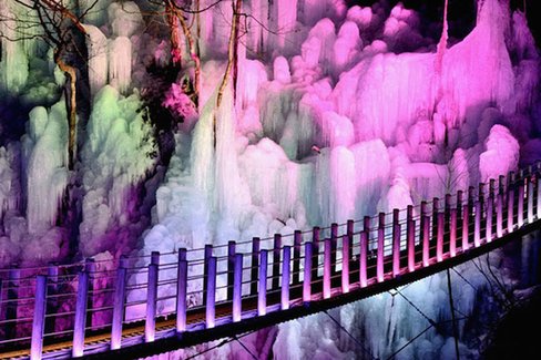 埼玉のつららが美しすぎる。一生に一度は見ておきたい 秩父 路三大 氷柱