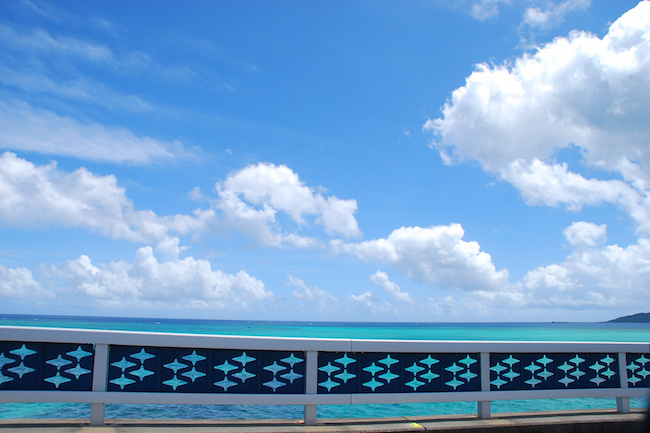 この青、美しすぎて表現できない。宮古の日本一美しい橋「池間大橋」