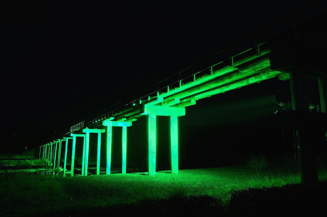 今春、世界一なが〜い木造歩道橋を「緑茶」色に染める大計画が始動！