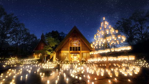 夏の軽井沢が童話の世界に。教会でサマーキャンドルナイト開催