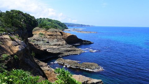 初夏の山陰海岸が気持ちいい。島根県「石見海浜公園」フォトレポート