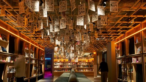 本と寝落ちするサイコーの至福を。「泊まれる本屋」が新宿にオープン