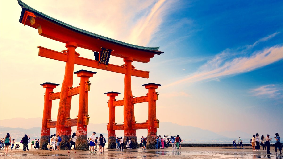 コインを挟まないで。世界遺産「厳島神社」の大鳥居が倒壊危機