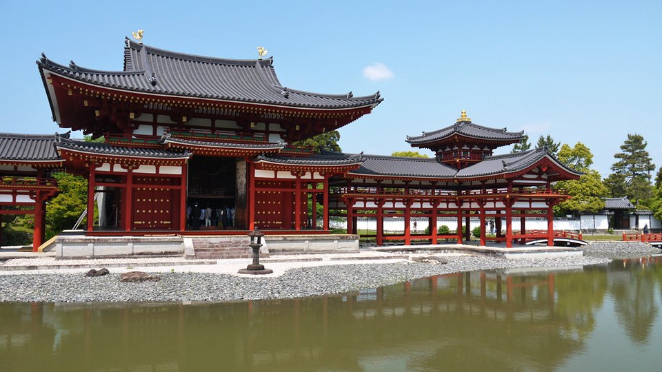 10円玉でおなじみの「平等院鳳凰堂」は、こんなにも謎めいていた