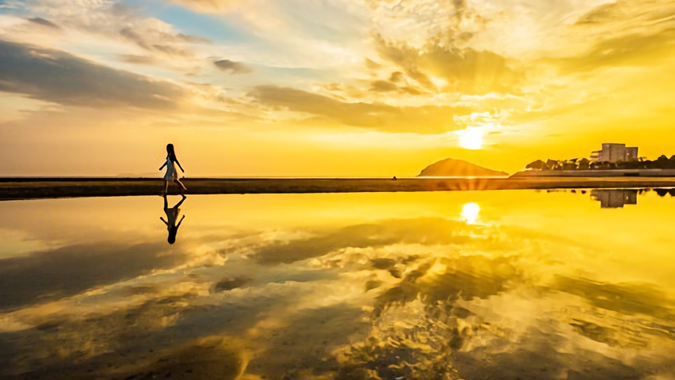 日本の ウユニ塩湖 は香川県にあった 世界の絶景そっくりスポット Trip Editor