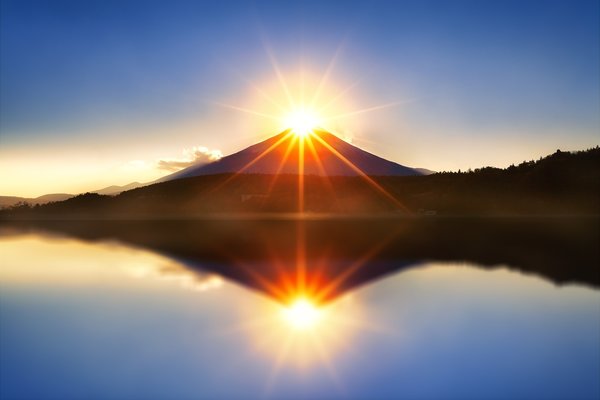 これぞ、神秘の絶景。「ダイヤモンド富士」を見るための季節とポイント