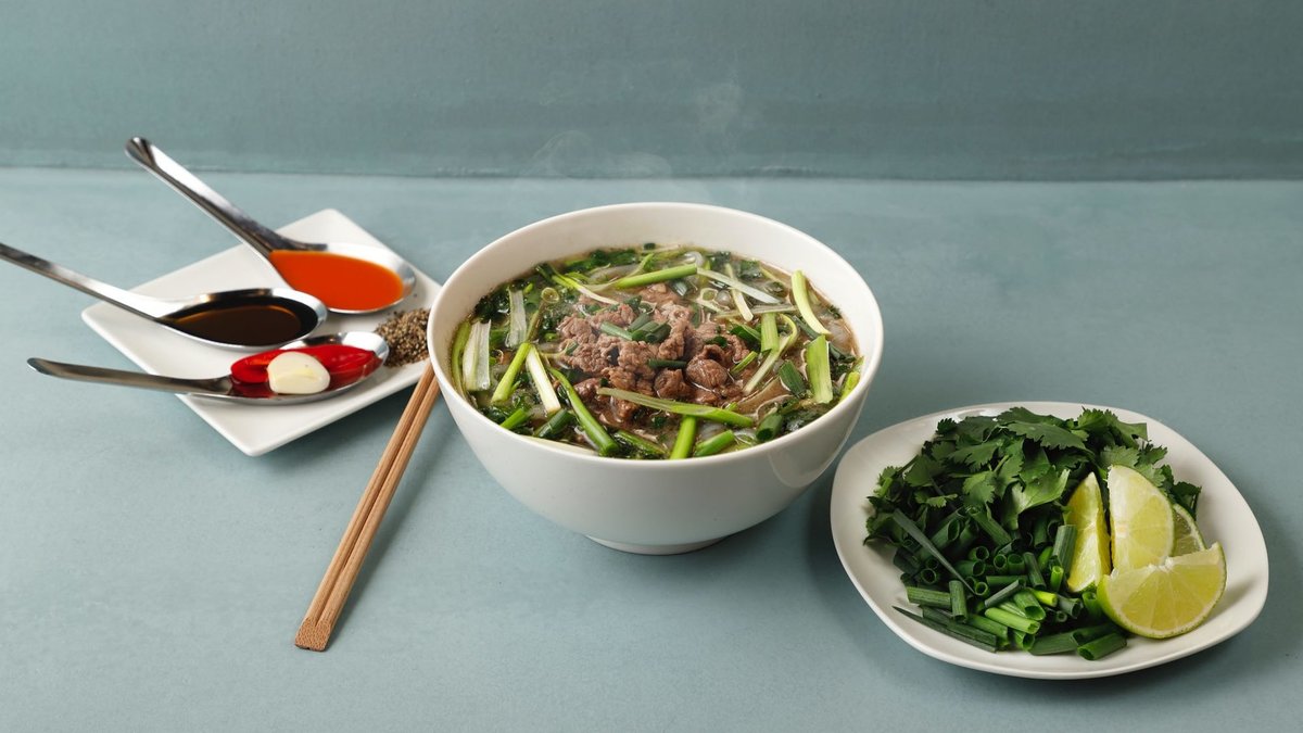 ハノイ名店の「フォー」がなぜ東京に？国も時空も超えた愛の物語 - TRiP EDiTOR