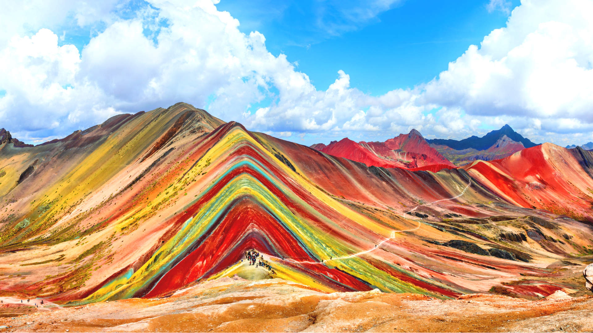 一度は見たい虹色の山々 美しい レインボー な絶景スポット5選 Trip Editor