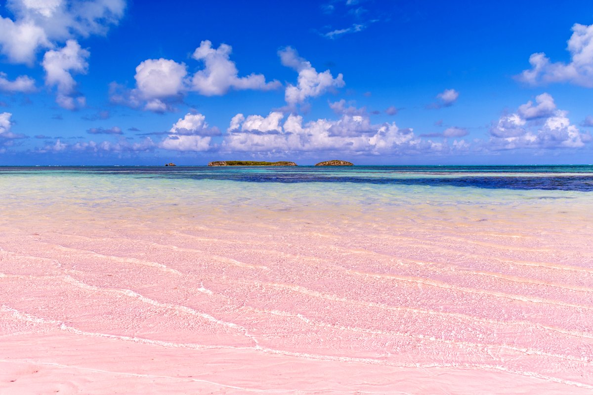緑 赤 ピンク 世界のファンタジックな絶景カラフルビーチ5選 Trip Editor