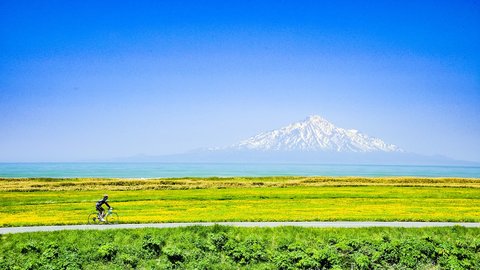絶景を眺める至福の時間。日本国内の「サイクリングロード」7選