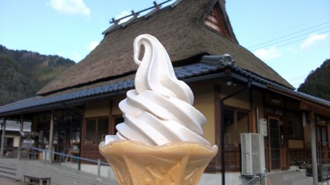 ミルクや日本酒、京野菜…一度は食べたい京都のご当地ソフトクリーム6選