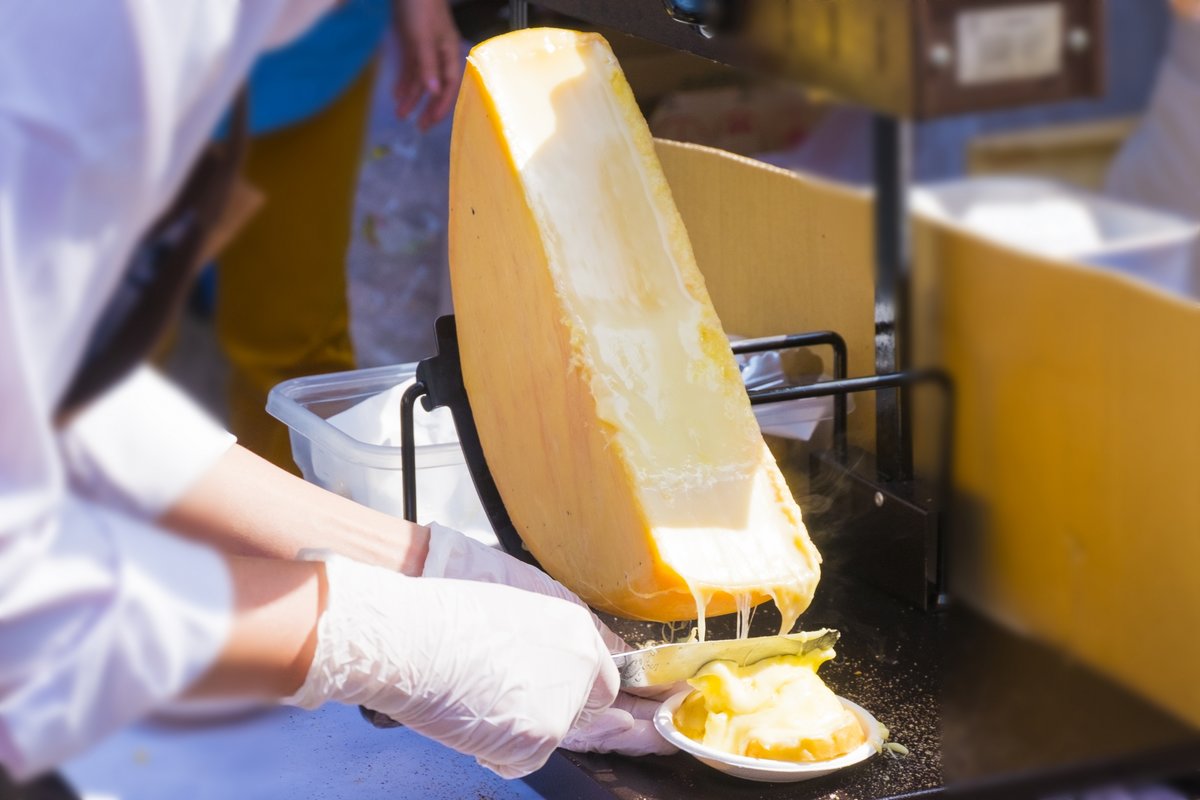 スイスの冬はチーズ料理が充実 家庭的な熱々トロトロの楽しみ方 Trip Editor