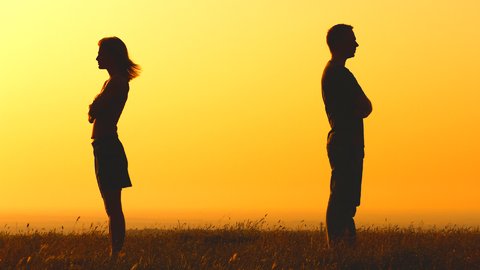 外出自粛により、約30%の既婚女性は「夫の好感度」が下がっている