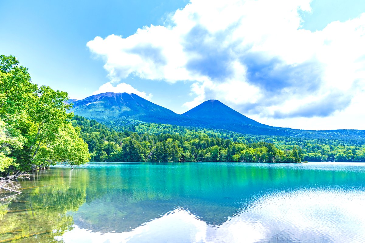 その透明度に驚愕 美しすぎる日本 世界の澄み切った 絶景湖 11選