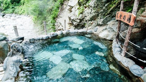 天然温泉は都内にもあった。日本全国の人気「温泉」ランキング【2020年8月】