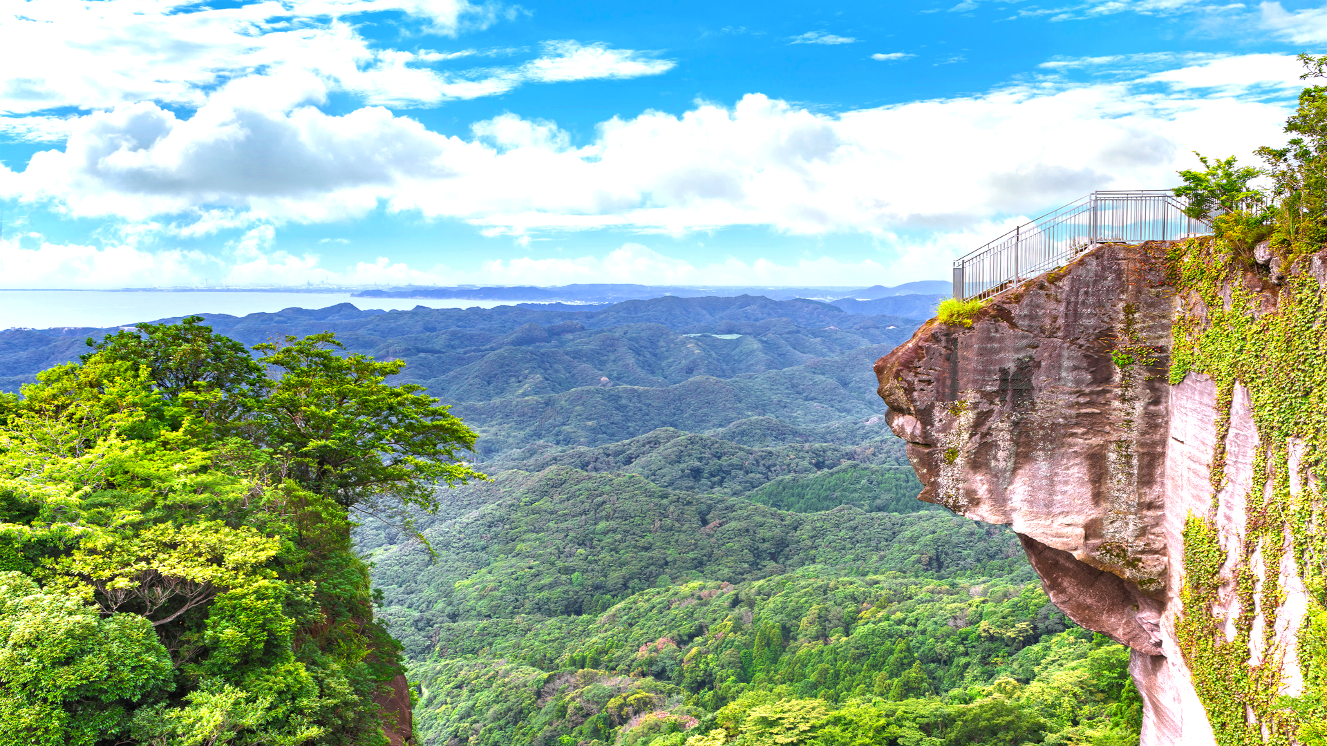 都内から日帰りもok ドライブに最適な絶景スポット千葉県 鋸山