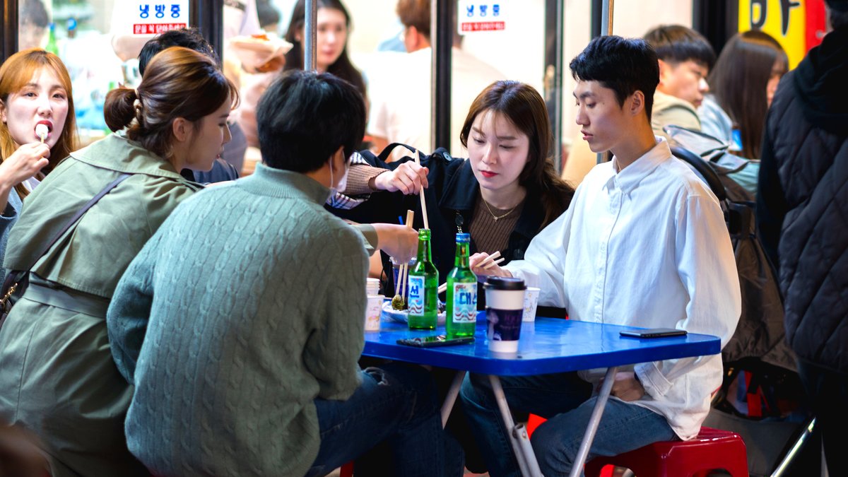 韓国 食器持ち上げる 販売 なんで