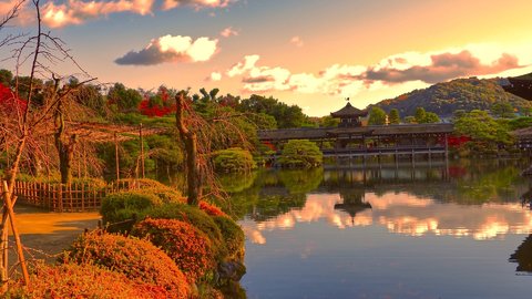 秋色に染まる京都。魔除けの力を持つ朱色の「パワースポット」5選