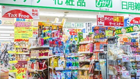 中国人に日本の常備薬が大人気？外国人がリアルに買っていく人気「お土産」