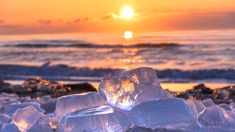 知られざる大自然の氷の絶景。奇跡の宝石「ジュエリーアイス」とは？