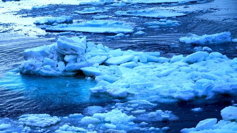 北海道でしか見ることができない冬の絶景。オホーツクの「流氷」を楽しむ方法7選