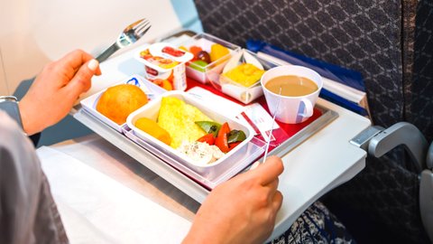 最高に美味い「機内食」はどこ？飛行機のプロが選ぶおすすめ航空会社