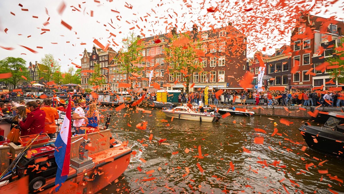 国中がオレンジに染まる、オランダ流「王様の誕生日」がスゴすぎる TRiP EDiTOR