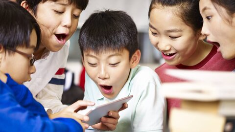 真冬の半袖半ズボン男子いたよね？Z世代が口をそろえた「学校あるある」ランキングTOP10