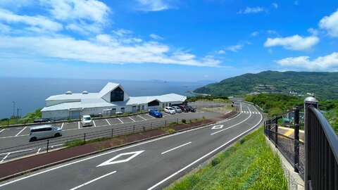 美しくも悲しき海岸…第2の故郷・長崎の絶景に建てられた「遠藤周作文学館」