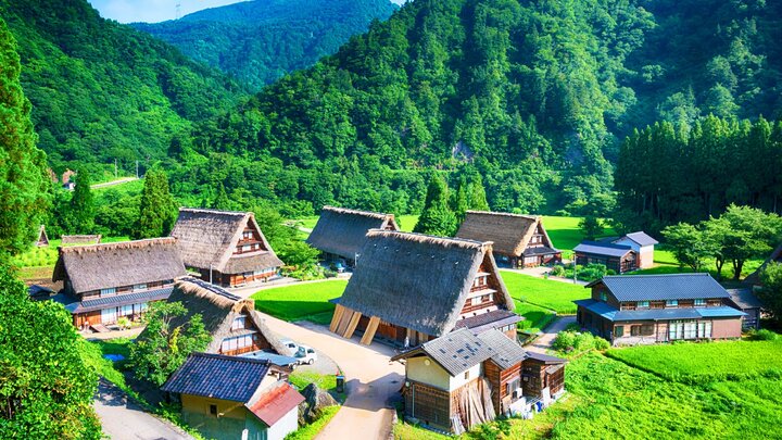 一生に一度は訪れたい。いま旅人を呼んでいる「日本の原風景